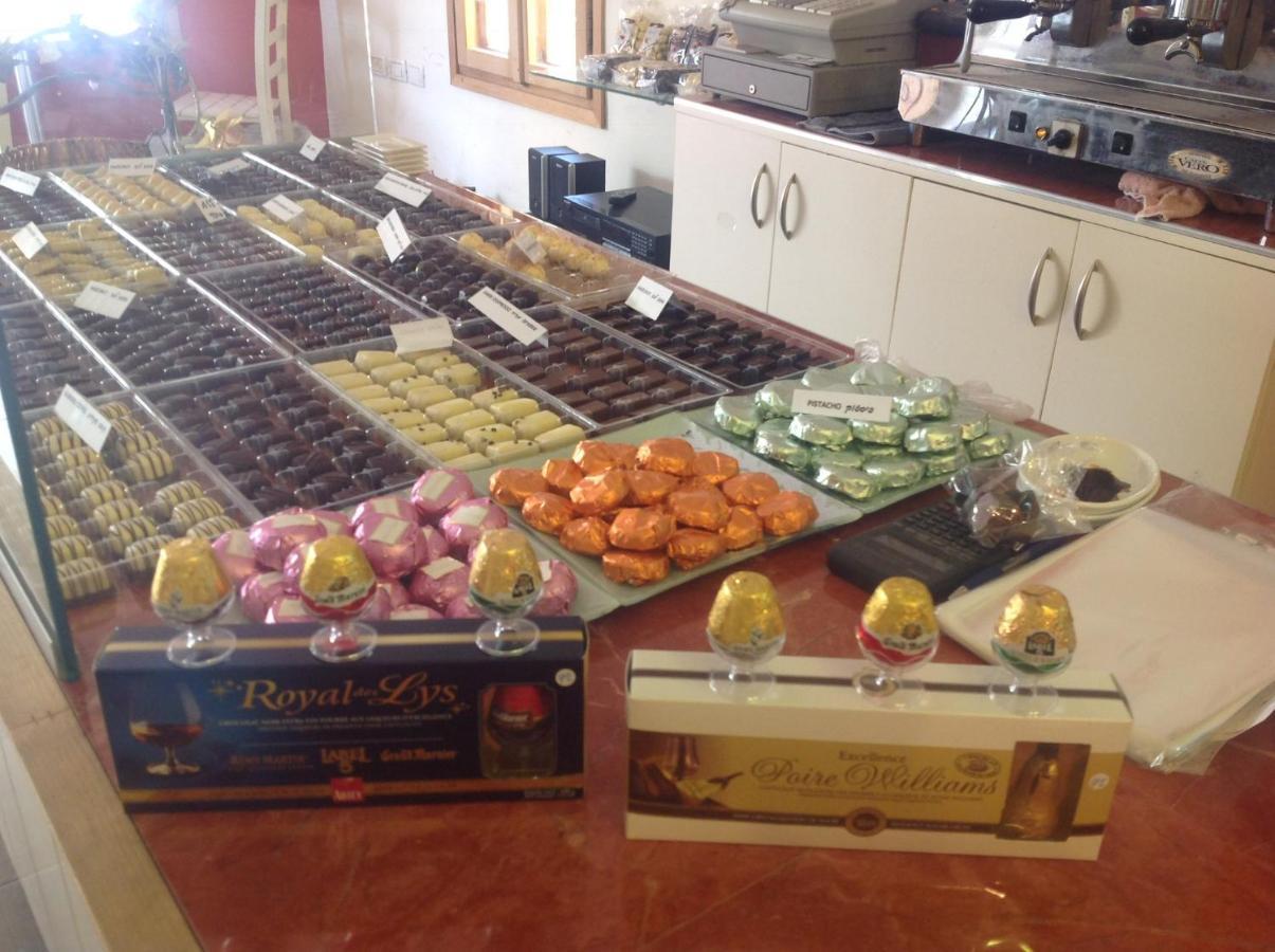 Mi'Ilya Chocolate House Guest House Bagian luar foto